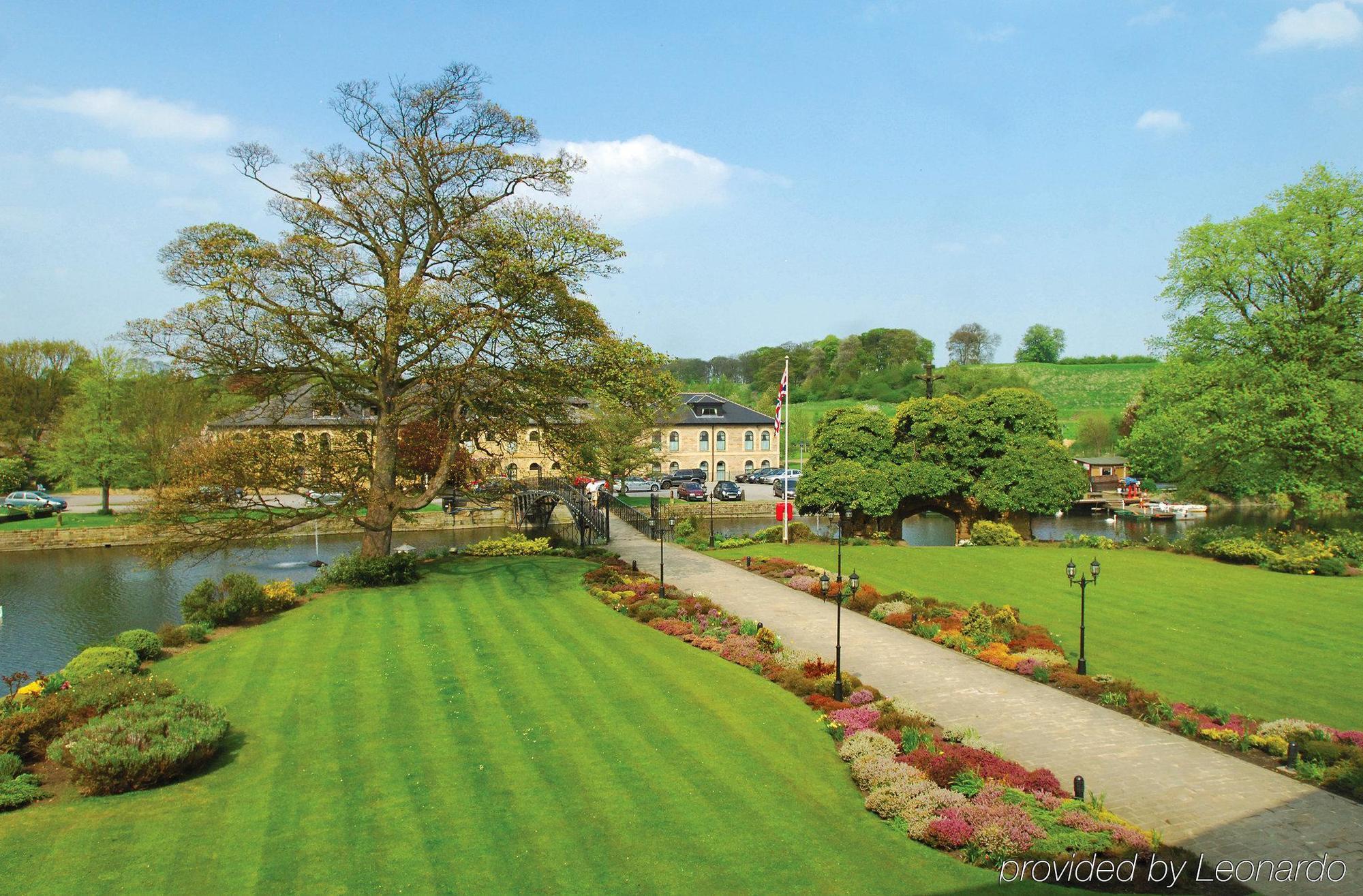 Waterton Park Hotel Wakefield Exterior foto
